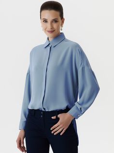 Блуза женская Арт-Деко R-1395 голубая 42 RU