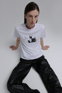 Футболка женская Incity 1.1.1.23.01.03.01781 белая L