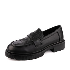 Лоферы женские ZENDEN 58-31WA-738VT черные 36 RU