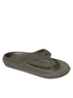 Шлепанцы унисекс Adidas Adicane Flip-Flops HQ9920 зеленые 46 EU