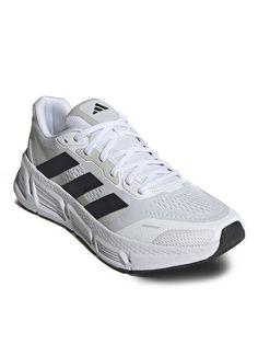 Кроссовки мужские Adidas Questar Shoes IF2228 белые 39 1/3 EU