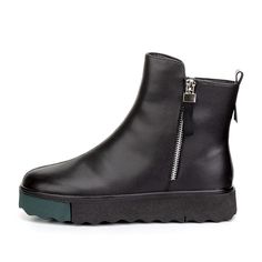 Полусапоги женские ZENDEN 245-22WK-316VN черные 39 RU