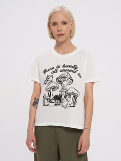 Футболка женская ТВОЕ 98775 белая XS