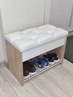 Обувница с сиденьем Puffsib, дуб сонома/белая экокожа, 61х32х48 см