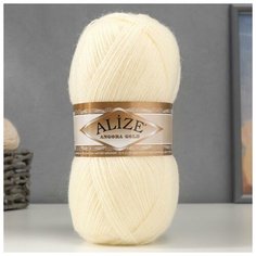 Пряжа "Angora Gold" 20% шерсть, 80% акрил 550м/100гр (01 молочный), 1шт Alize