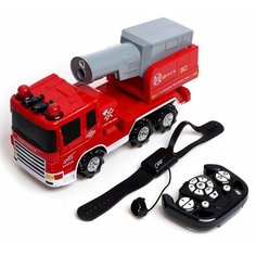 Машина игрушка радиоуправляемая Пожарная служба, масштаб 1:14, 4WD, управление жестами, дымовая пушка Enkara