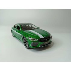 Металлическая машинка BMW M8 масштаб 1/24 Нет бренда