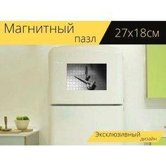 Магнитный пазл "Молоток, блюдо, судья" на холодильник 27 x 18 см. Lots Prints