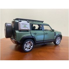 Машинка "Land Rover Defender", 1:24 зелёный XLG