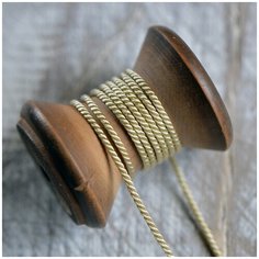 Шнур нейлоновый витой 1.5 мм 10 метров для шитья / рукоделия / браслетов, цвет сливочный КафеБижу