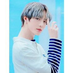Плакат, постер на бумаге Tomorrow X Together: Beomgyu/музыкальные/поп исполнитель/артист/поп-звезда/группа. Размер 21 х 30 см