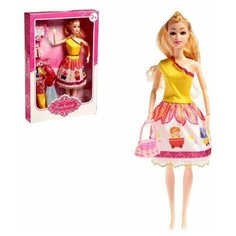 Кукла модель для девочки шарнирная Наташа с набором платьев Нет бренда