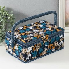 Шкатулка для рукоделия "Лесные веточки на синем" Сима ленд