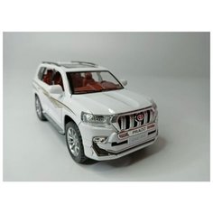 Коллекционная машинка игрушка металлическая Toyota Land Cruiser Prado для мальчиков масштабная модель 1:24 белый Alexplay