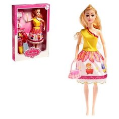 Кукла-модель шарнирная «Наташа» с набором платьев КНР