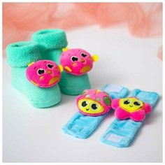 Подарочный набор: развивающие браслетики+носочки погремушки "На полянке" Нет бренда