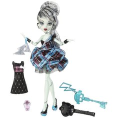 Кукла Монстр Хай Френки Штейн сладкие 1600, Monster High Sweet 1600 Frankie Stein Mattel