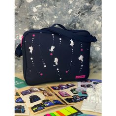 Папка-портфель на молнии, тканевая, школьная для труда NUKKI Котики А4 темно-синий; белый; розовый, широкая боковина 350х260x50 мм
