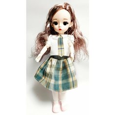 Миловидная кукла на шарнирах. Все суставы подвижны. Руки ноги легко сгибаются. Нет бренда