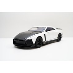 Машинка металлическая Nissan GT-R с дымом 1:18 Китай
