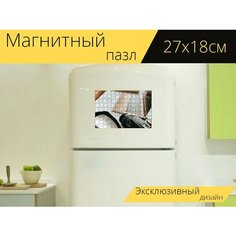 Магнитный пазл "Ноутбук, камера, стол письменный" на холодильник 27 x 18 см. Lots Prints