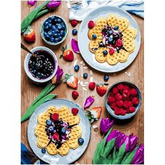 Картина по номерам Ароматные вафли с ягодами 40х50 см Hobby Home