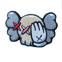 Нашивка, шеврон, заплатка, патч "игрушка кавс toy kaws" Dolinushka