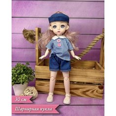 Шарнирная кукла BJD "Габи" 30 см - куколка в джинсовых шортах и полосатой футболке Нет бренда