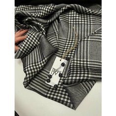 Ткань Плательно-костюмная сатиновая принтованная вискоза, 1 м. Noname