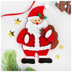 Набор для творчества - создай ёлочное украшение из фетра «Дед мороз с мешком подарков» NO Name