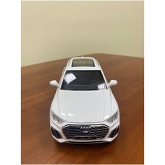 Машинка "Audi Q5 Sportback", 1:24, белый XLG