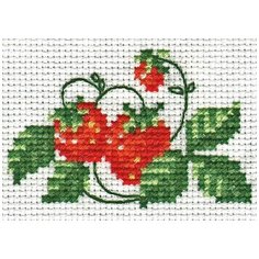 Набор для вышивания Klart "Клубничка", 5,5x8,5 см