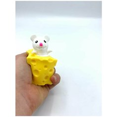Детская антистресс развивающая игрушка для малышей Мышка в сыре мялка Белая Китай