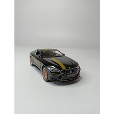 Коллекционная машинка игрушка металлическая BMW M8 для мальчиков масштабная модель 1:24 черно-золотая Alexplay