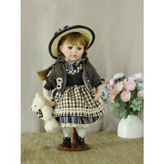 Кукла "Зоя" фарфоровая (на подставке), 30 см Polly Dolls
