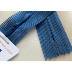 Молния YKK потайная неразъемная тип №2 40 см арт. 837