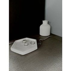 Подставка декоративная шестиугольная из гипса ЭКО Нет бренда