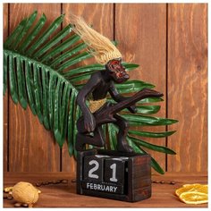 Сувенир дерево календарь "Абориген с гитарой" 23х16х7 см Miki Market