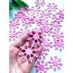 Набор снежинок для рукоделия розовый Hobby House Samara