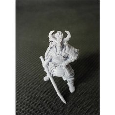 Миниатюра для настольных игр Самурай ДнД / Dungeons & Dragons, нри. Нет бренда