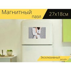 Магнитный пазл "Девушка, модель, красивый" на холодильник 27 x 18 см. Lots Prints
