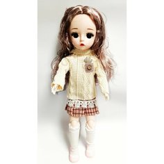 Миловидная кукла на шарнирах. Все суставы подвижны. Руки ноги легко сгибаются. Нет бренда