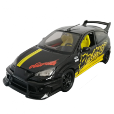 Ford Focus коллекционная модель автомобиля, масштаб 1:24 18-23002 black Bburago