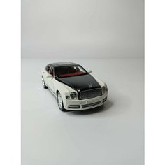 Коллекционная машинка игрушка металлическая BENTLEY для мальчиков масштабная модель 1:24 Alexstore