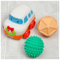Набор игрушек для игры в ванне «Машинка и Шарики», 3шт, виды микс