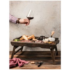 Деревянный поднос менажница на складных ножках из темного дуба Foxwood