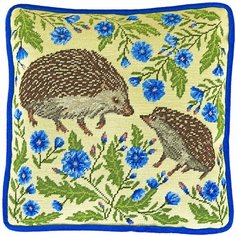 Подушка "Prickly Pair" #TAP11 Bothy Threads Набор для вышивания 35.5 x 35.5 см Гобелен