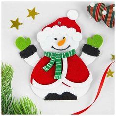 Набор для творчества - создай ёлочное украшение из фетра Снеговик в шапочке Китай