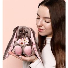 Мягкая игрушка Li с цветами, зайка 4162695 .