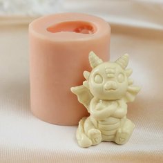 Молд "Дракон Серьезный" 4х3х5,2 см Noname